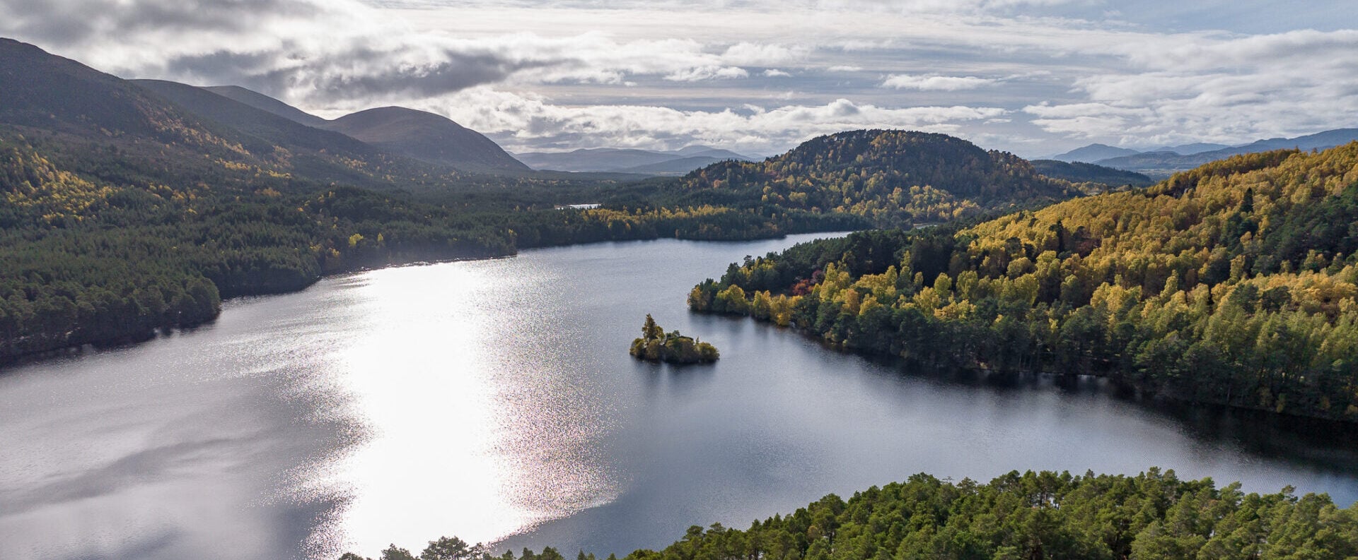 Discover a luxury holiday in the Scottish Highlands. Our beautifully restored traditional Scottish accommodation can be hired on a self-catered or fully pampered basis. Discover the Scottish Highlands with Hidden Highland Retreats